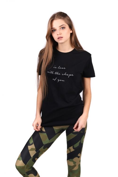 T-shirt In love with the shape of you