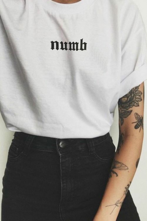 T-shirt Numb