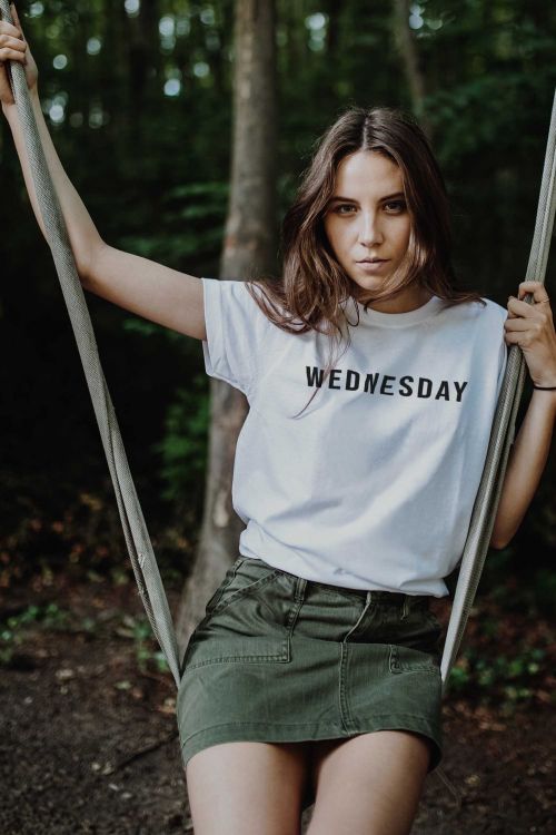 T-shirt Ginny Wednesday