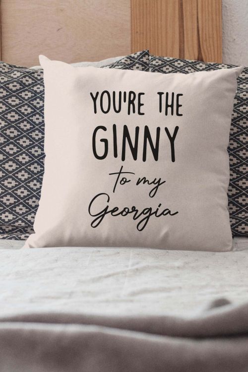 Poduszka Bawełniana Canvas Ginny to Georgia