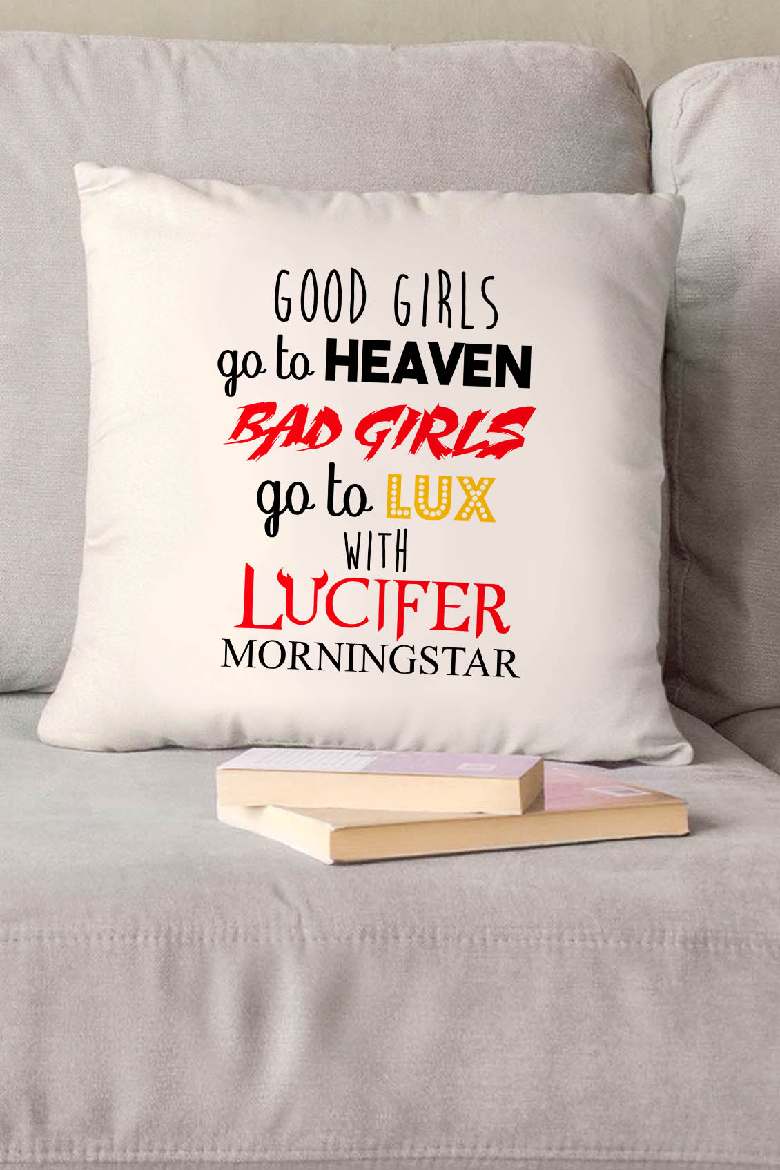 Poduszka bawełniana Canvas Bad Girls Go To Lux 