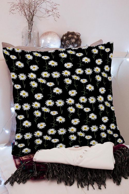 Poduszka Daisy Black