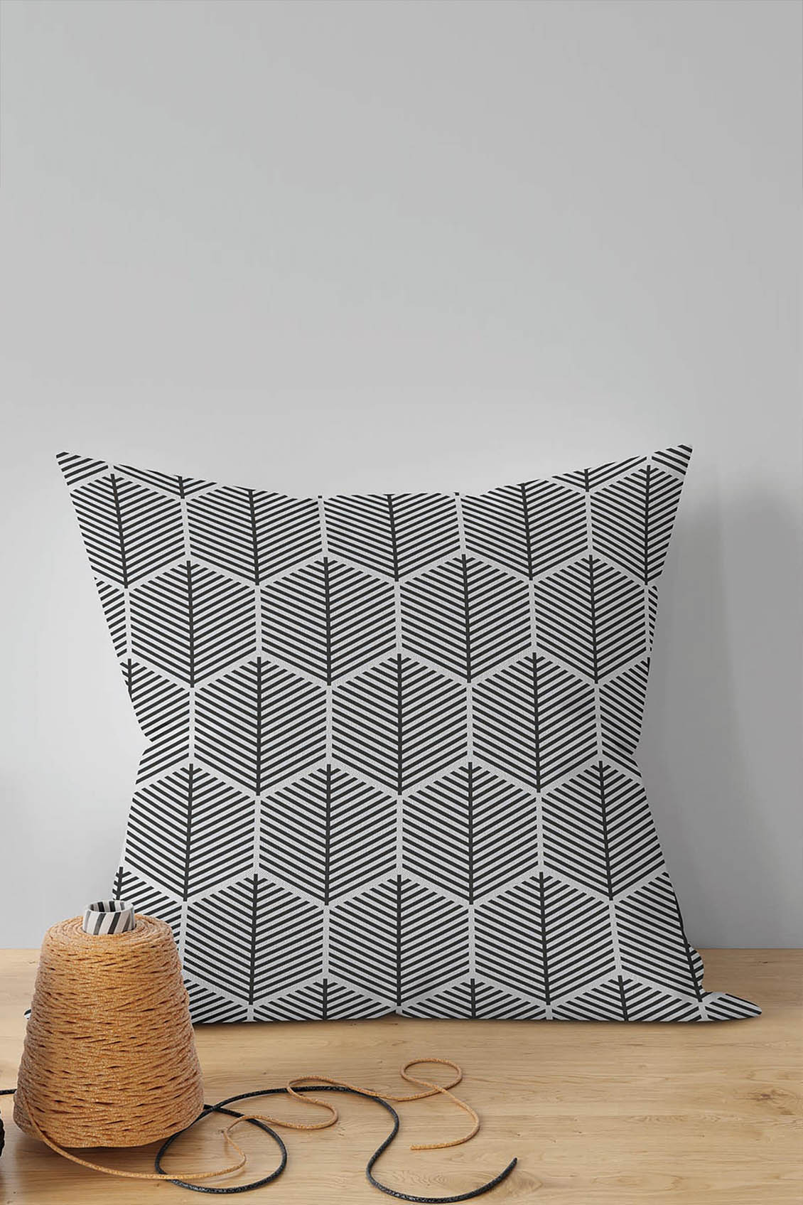Poduszka Hexagonal Black