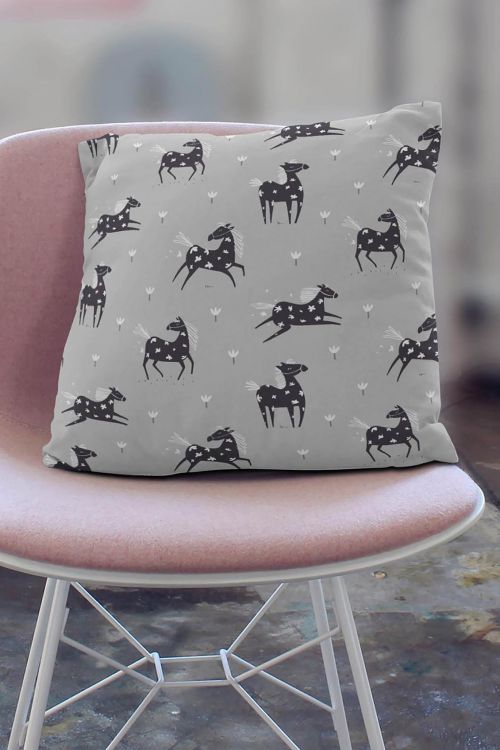 Poduszka Black Horses