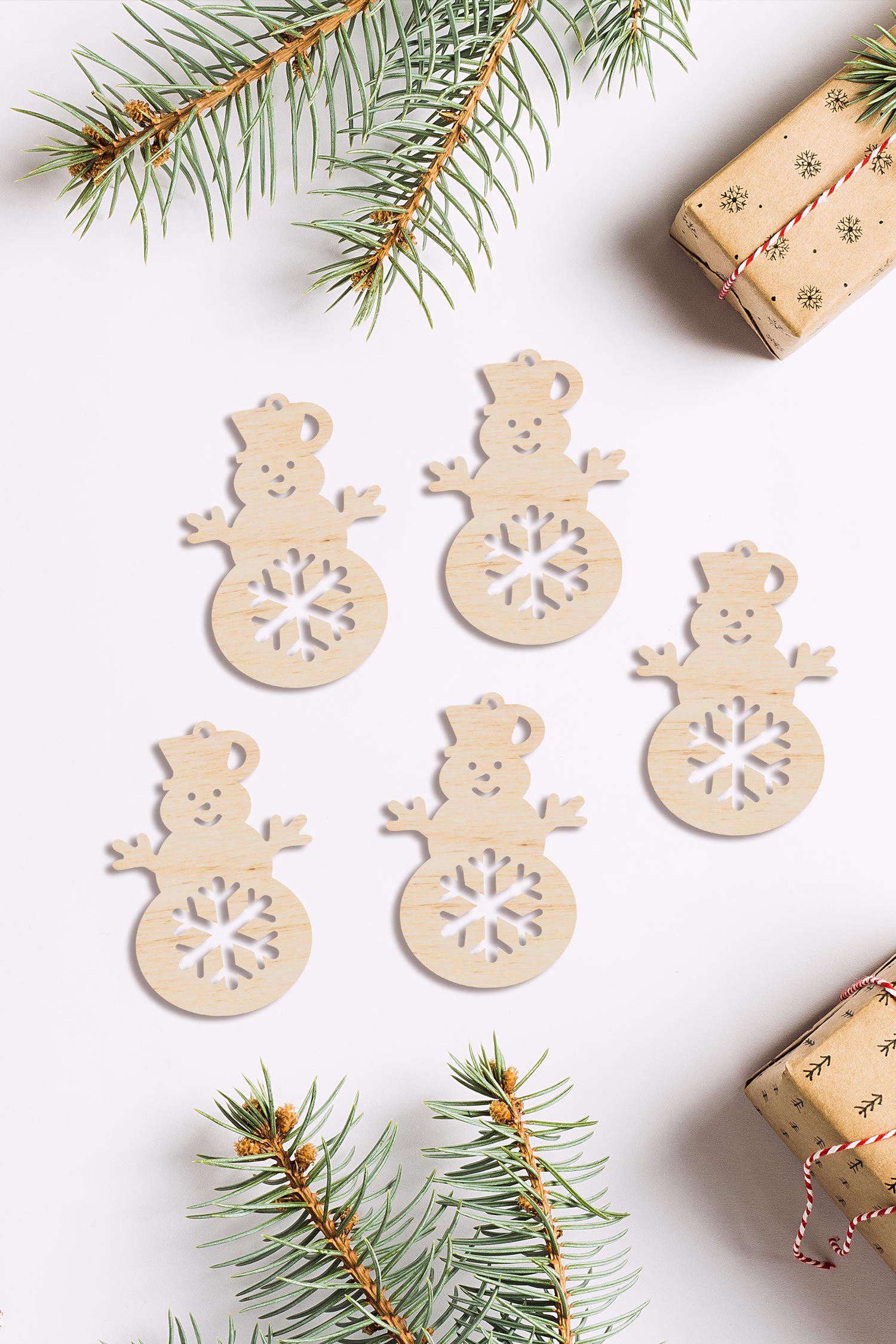 Zawieszka ze sklejki Bałwanek