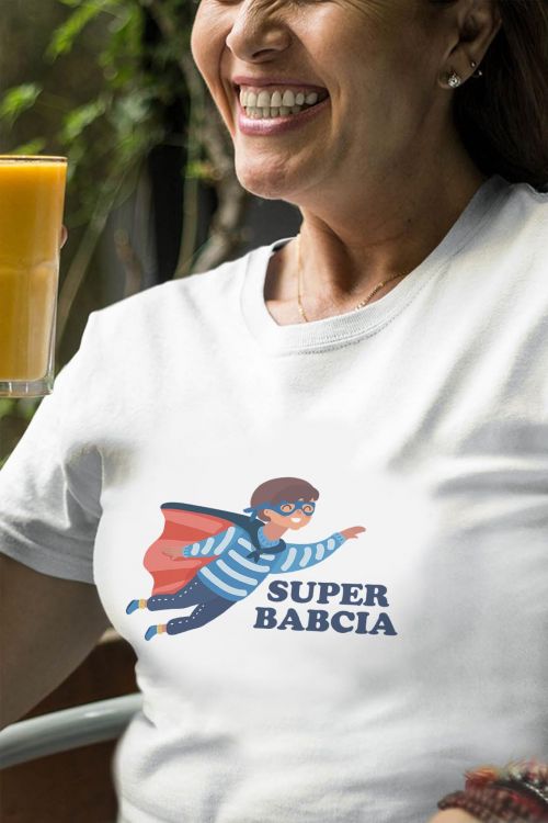 T-shirt oversize Super Babcia