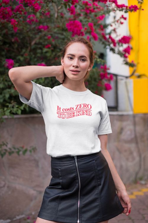 T-shirt oversize It costs zero to be kind