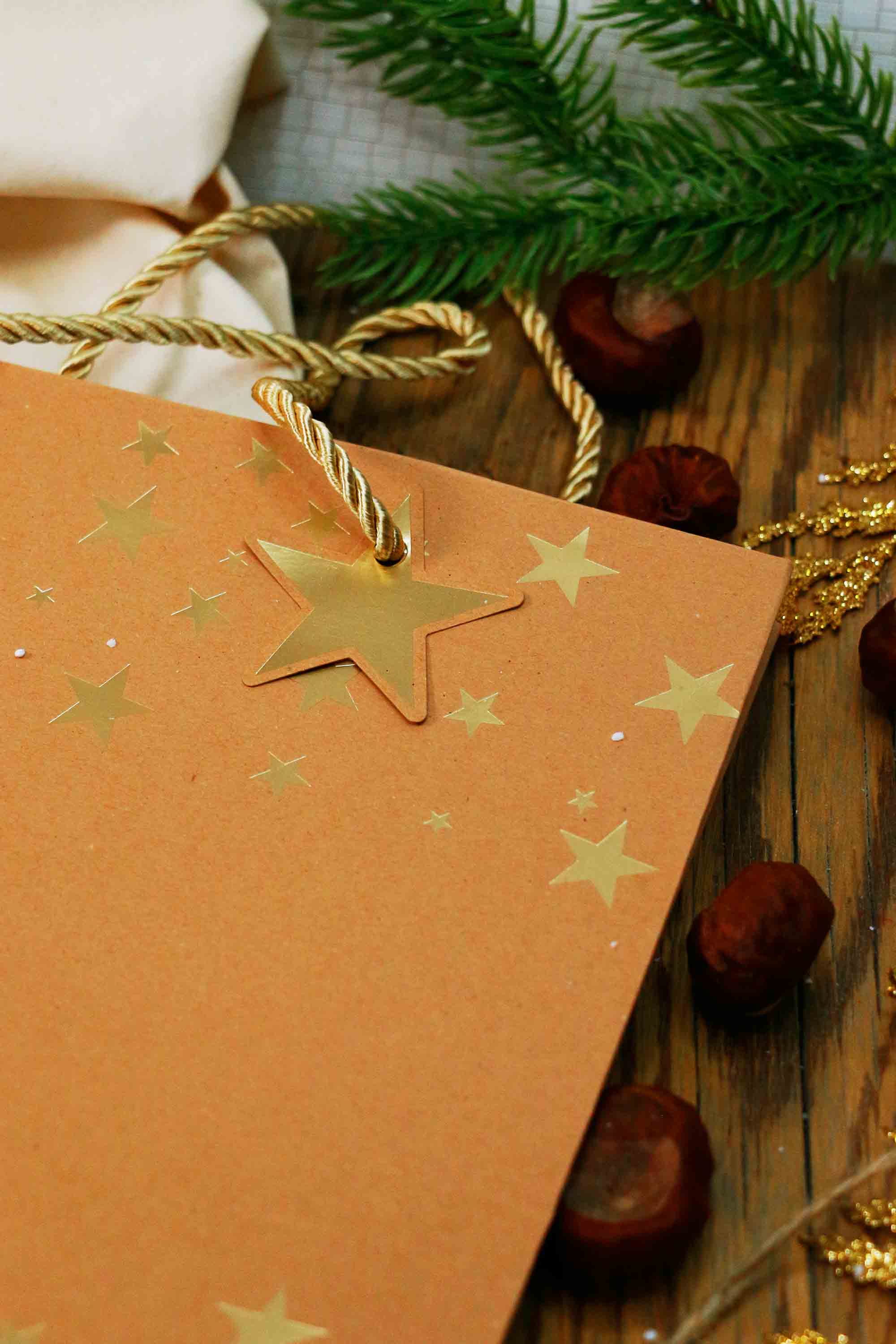 Torba prezentowa Złote Choinki