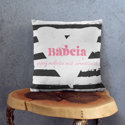 Poduszka Babcia, więcej miłości niż zmarszczek